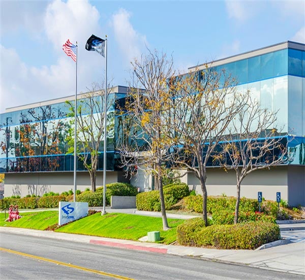 FenceScreen headquarters and manufacturing facility